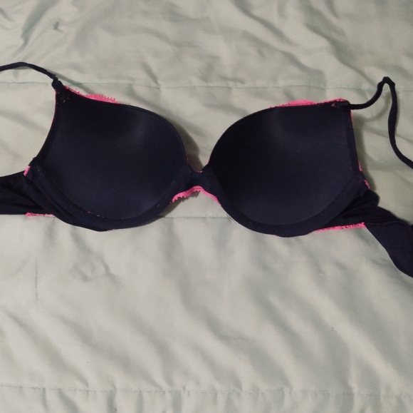 Victoria's secret pink and blue lacy push up bra size 34B - Picture 2 of 4